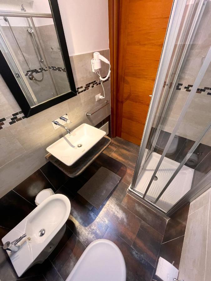 Il Vicoletto Guest House Porto Torres Ngoại thất bức ảnh